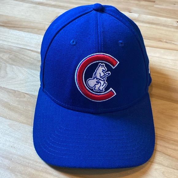New Era Other - Lollapalooza 2016 World Series New Era embroidered Chicago Cubs bear w/ guitar